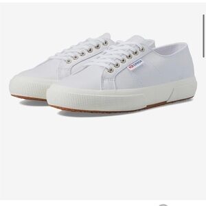NWT USA W 6.5 Superga Napa Shoe